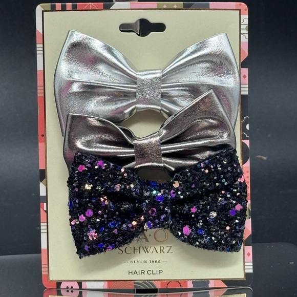 FAO SCHWARTZ Set of 3 Girl’s Hair Bow Clips - Picture 2 of 4